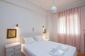 Work Of Art Apartment In Pagrati